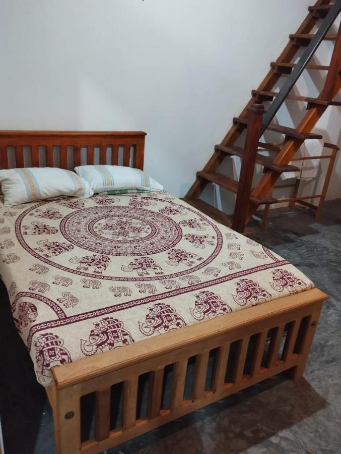 Sunil'S Homestay Sinharaja Kalawana エクステリア 写真